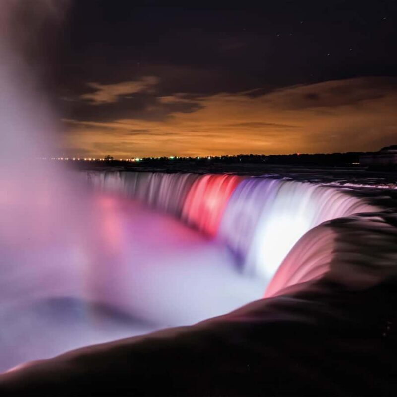 Niagara Falls, USA: Nightlight Experience with Fireworks - Practical Details and Value