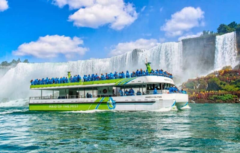 Niagara Falls USA Tour with Maid of the Mist Boat Ride - An In-Depth Look at What You Can Expect