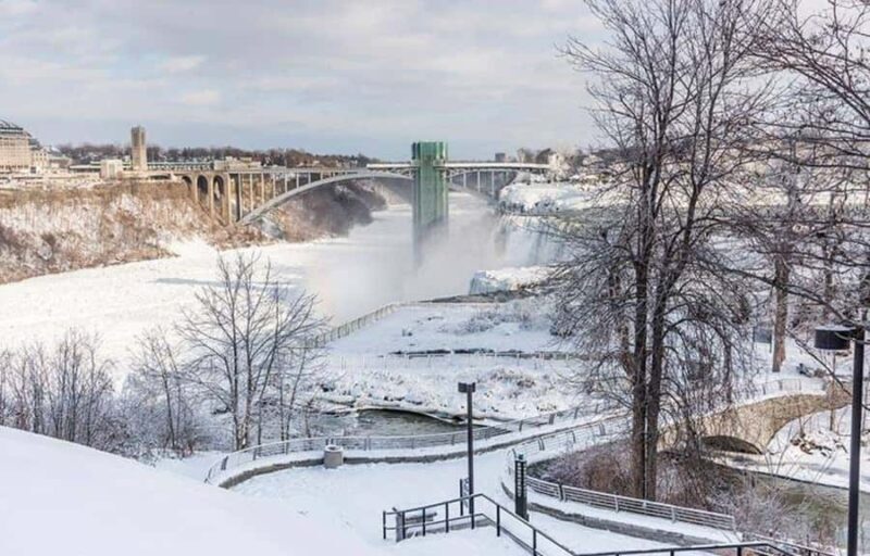 Niagara Falls USA: Winter Wonder Tour - A Closer Look at the Niagara Falls Winter Wonder Tour