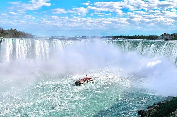 Niagara Falls Walking Tour with Boat Cruise Eco Experience - Practical Tips for Travelers