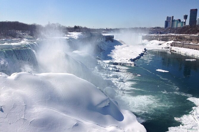 Niagara Falls Winter Wonderland USA Tour (Small Groups) - Group Size