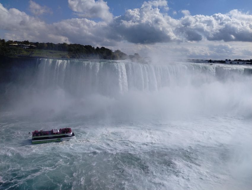 Niagara, Usa: Guided Tour With Boat, Cave of Winds, & Trolly - Maid of the Mist