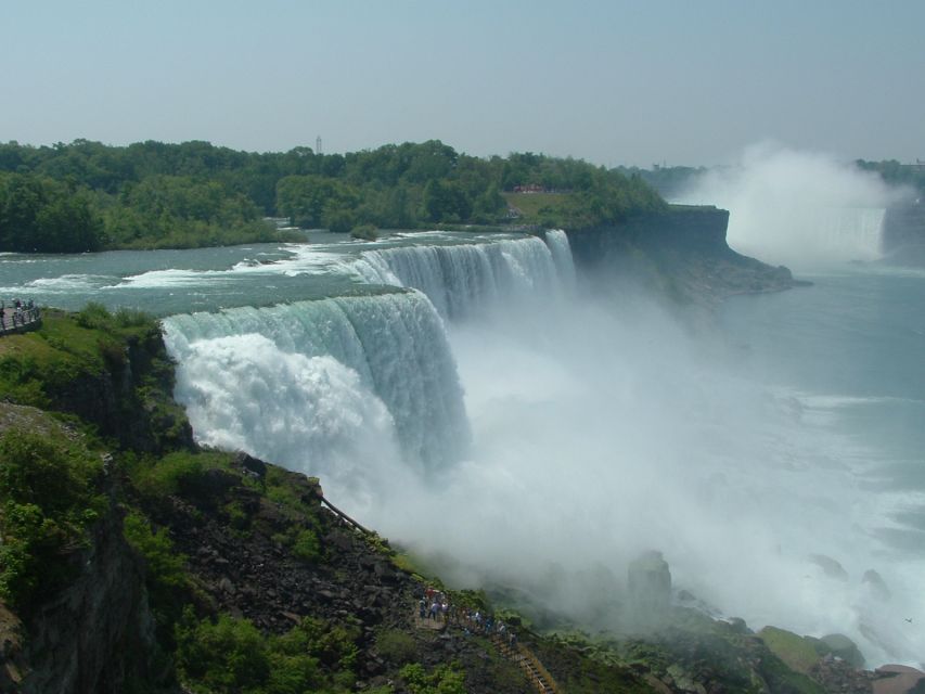 Niagara, Usa: Guided Tour With Boat, Cave of Winds, & Trolly - Trolley Transportation