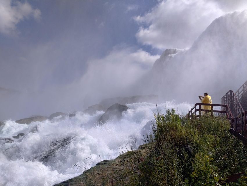 Niagara, Usa: Guided Tour With Boat, Cave of Winds, & Trolly - What to Bring