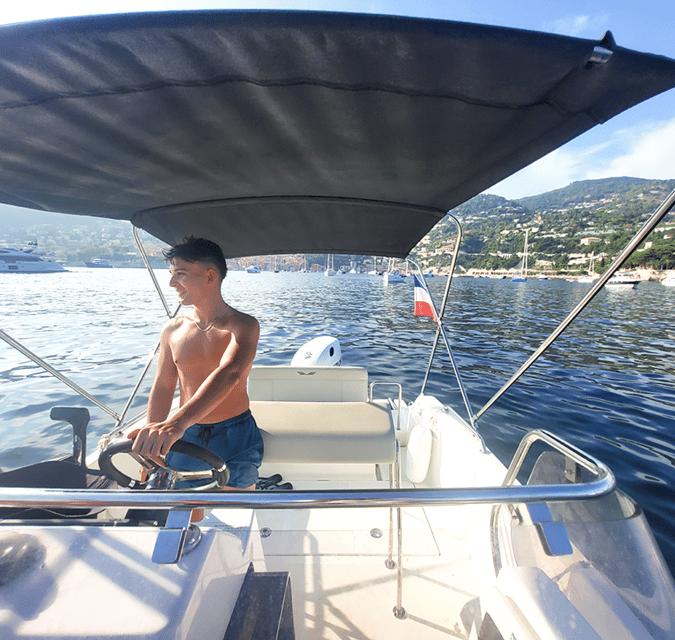 Nice: Private Tour by Bike & Boat 3h Villefranche-Cap Ferrat - Boat Cruise Experience