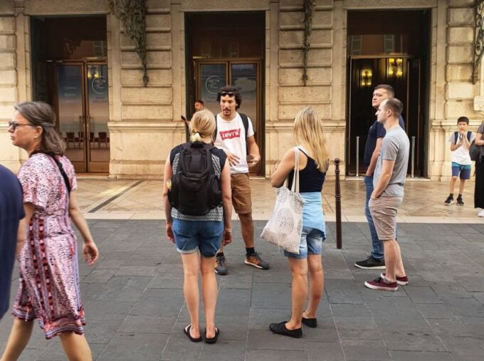 Nice: Sightseeing Walking Tour With Certified Tour Guide - Capturing Picturesque Moments