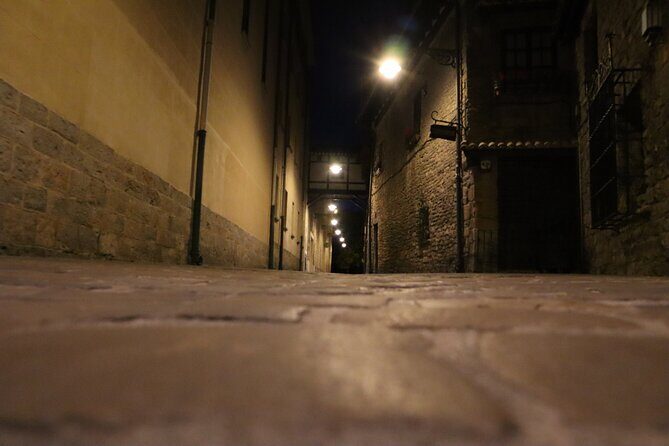 Night Tour Dark Secrets and Legends of Pamplona - The Sum Up