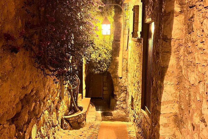 Night Tour of Eze & St Paul de Vence - Why This Tour Offers Great Value
