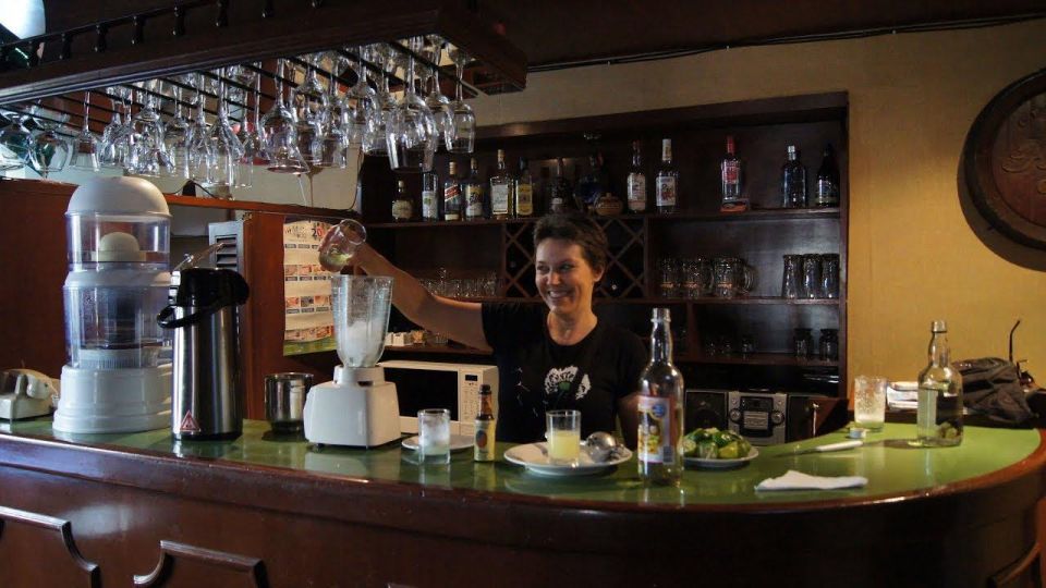 Night Tour Through the Streets of Cusco + Pisco for 3 Hours - Booking and Cancellation Policy