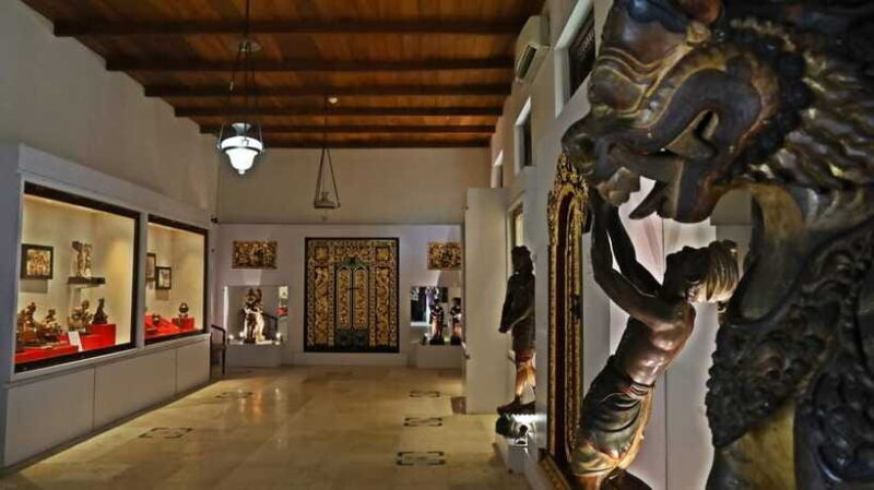 Night Walking Tour of Yogyakarta Cosmological Axis Landmark - A Deep Dive into the Tour Experience