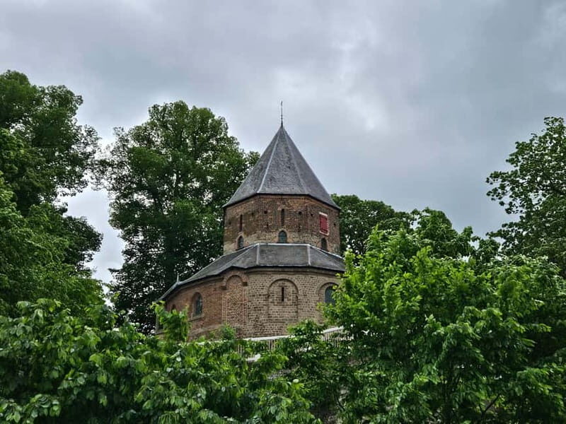 Nijmegen: Historic Hightlights Tour - Exploring Nijmegen’s Past in Two Hours