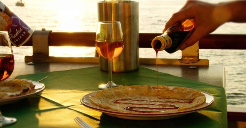 Nijmegen: River Cruise With All-You-Can-Eat Dutch Pancakes - Good To Know