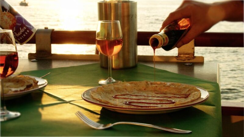 Nijmegen: River Cruise With All-You-Can-Eat Dutch Pancakes - Scenic Views Along the Cruise