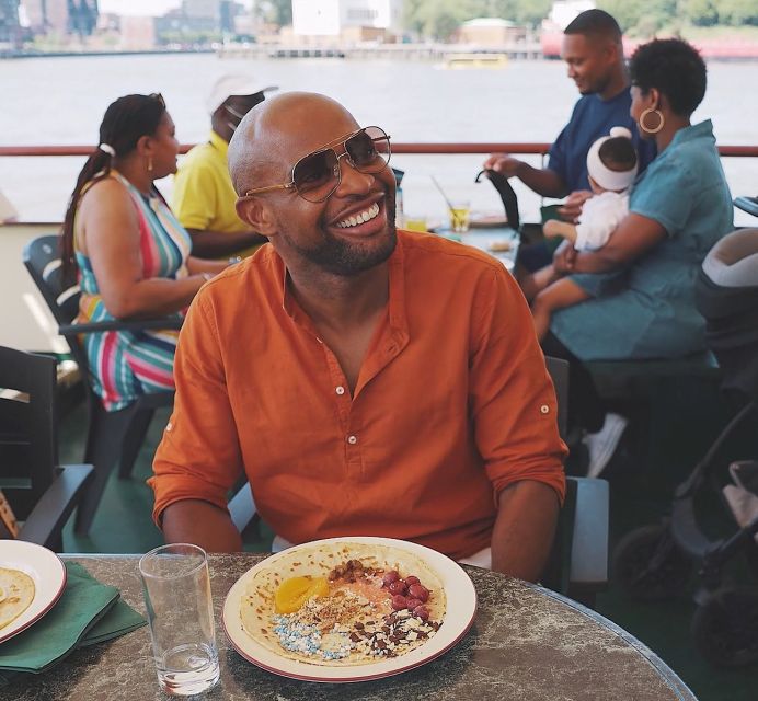 Nijmegen: River Cruise With All-You-Can-Eat Dutch Pancakes - Family-Friendly Features