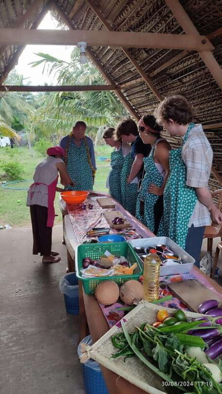 Nilaveli: Sri Lankan Cooking Class with a Local Family - Who Should Consider This Experience?