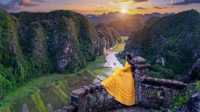 Ninh Binh: 1-Day Relax Trip Hoa Lu - Trang An - Mua Cave - Free Cancellation Policy
