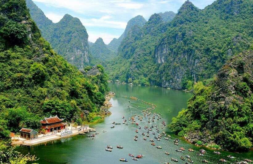Ninh Binh : Bai Dinh Pagoda, Trang An, and Mua Cave Tour - Overview of the Tour