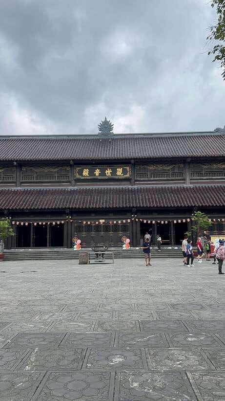 Ninh Bình Group Tour: Bai Dinh Pagoda, Trang An, Mua Cave - Daily Schedule of the Tour