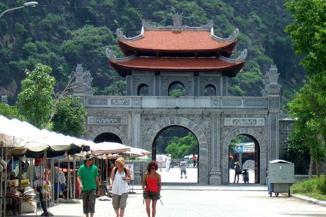 Ninh Binh Highlight 2 Days 1 Night Small Group Tour From Hanoi - Reviews and Feedback