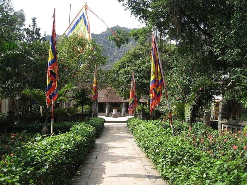 Ninh Binh: Hoa Lu, Trang An, and Mua Cave Day Tour - Customer Reviews and Feedback