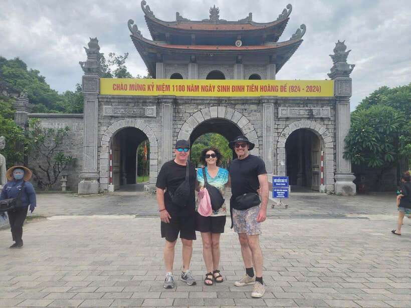 Ninh Binh: Hoa Lu, Trang An, Mua Cave and Bich Dong Day Trip - Important Information and Reviews