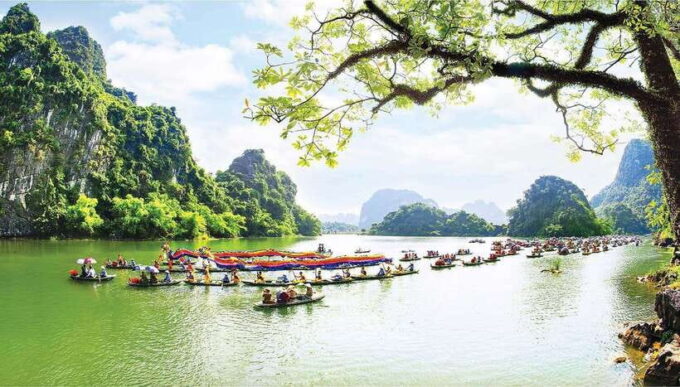 Ninh Binh: Hoa Lu- Trang An- Mua Cave Small Group Daily Tour - Frequently Asked Questions