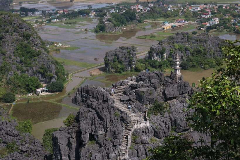 Ninh Binh Luxury Tour: Hoa Lu, Mua Hike, Tam Coc Boat - Frequently Asked Questions