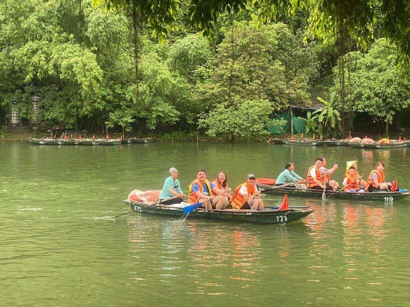 Ninh Binh : Mua Cave, Bai Dinh Pagoda, and Trang An Day Tour - Customer Feedback and Ratings