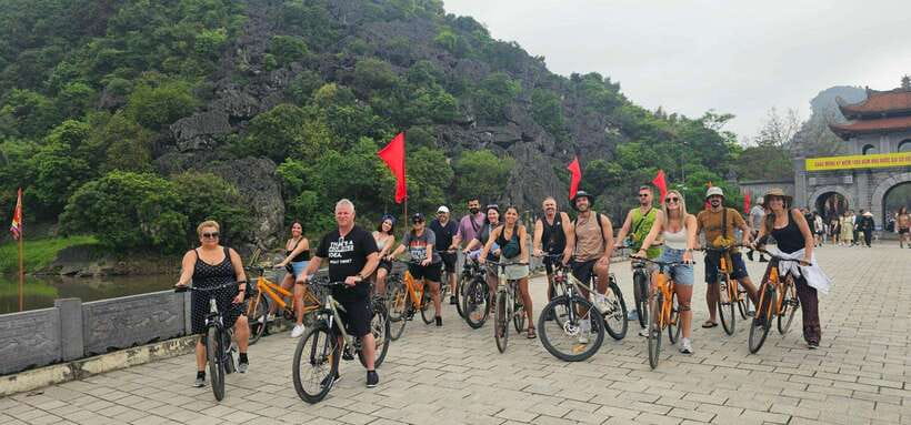 Ninh Binh Must-visit: Hoa Lu-Trang An-Mua Caves - Conquering the Mua Cave Stairs for Panoramic Views