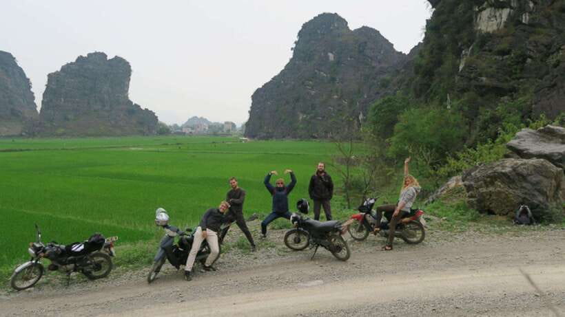 Ninh Binh Sunset Tour & Hoa Lu Ancient Town Visit - Customer Reviews
