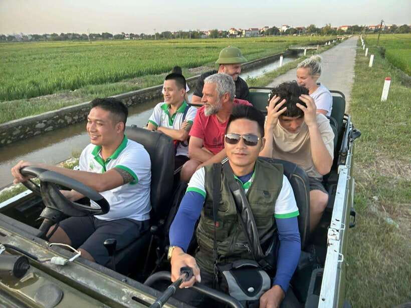 Ninh Binh: Trang An and Mua Cave Half-Day Private Jeep Tour - Scenic Highlights