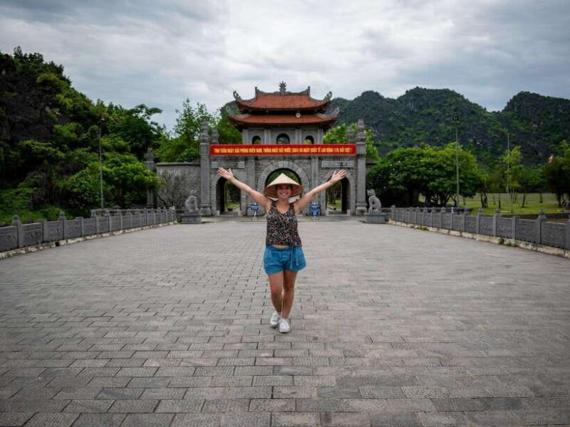 Ninh Binh: Travel to Hoa Lu & Trang an With Small Group Tour - Key Points