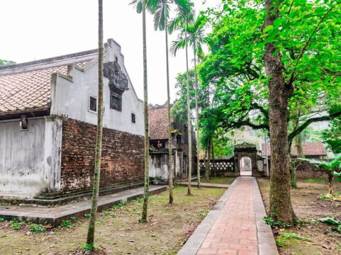 Ninh Binh: Travel to Hoa Lu & Trang an With Small Group Tour - Savoring Local Cuisine: Optional Lunch