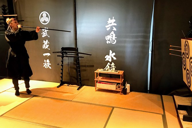 Ninja Samurai 2-Hour Hands-On Lesson in English in Tokyo - Group Size and Capacity