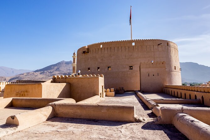 Nizwa & Al Hamra Guided Tour With Friday Animal Market - Inclusions and Exclusions