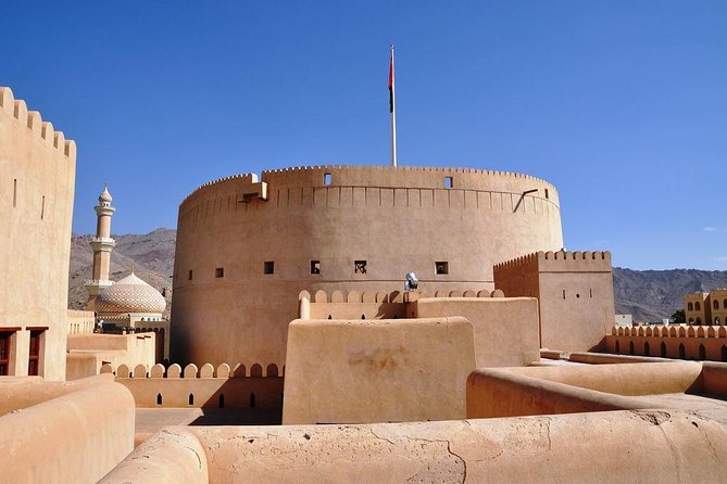 Nizwa and Jabal Shams - Itinerary Highlights