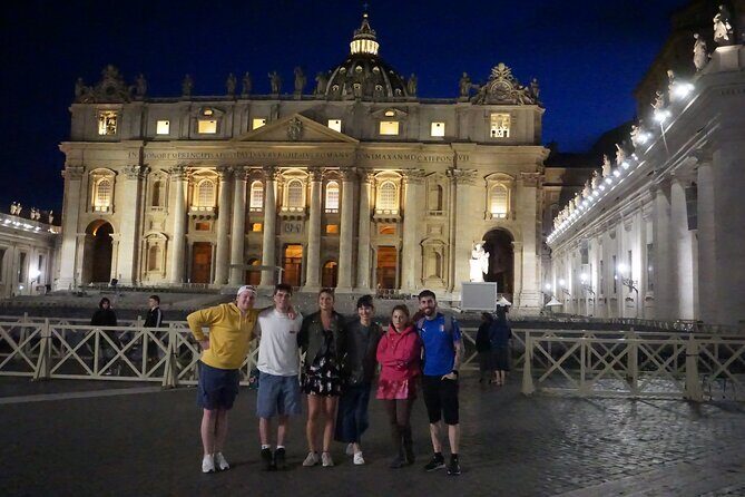 Nocturnal Rome Golf Cart / E-Calessino Tour - An Engaging Night in Rome
