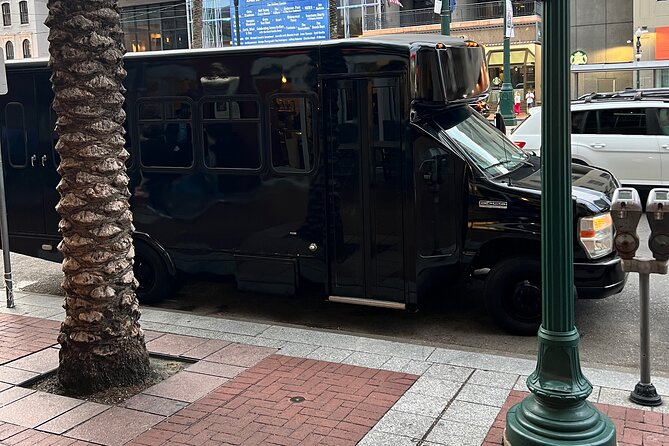 Nola Party Bus Tour - Booking and Cancellation Policy