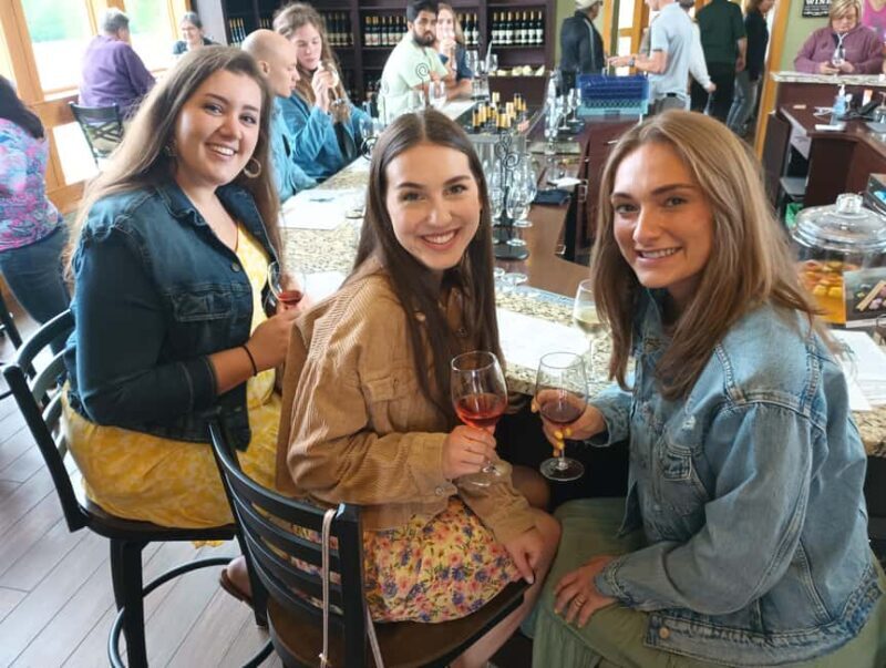 NON BUS 3 Winery Old Mission Peninsula Sunset Wine Tour - FAQ