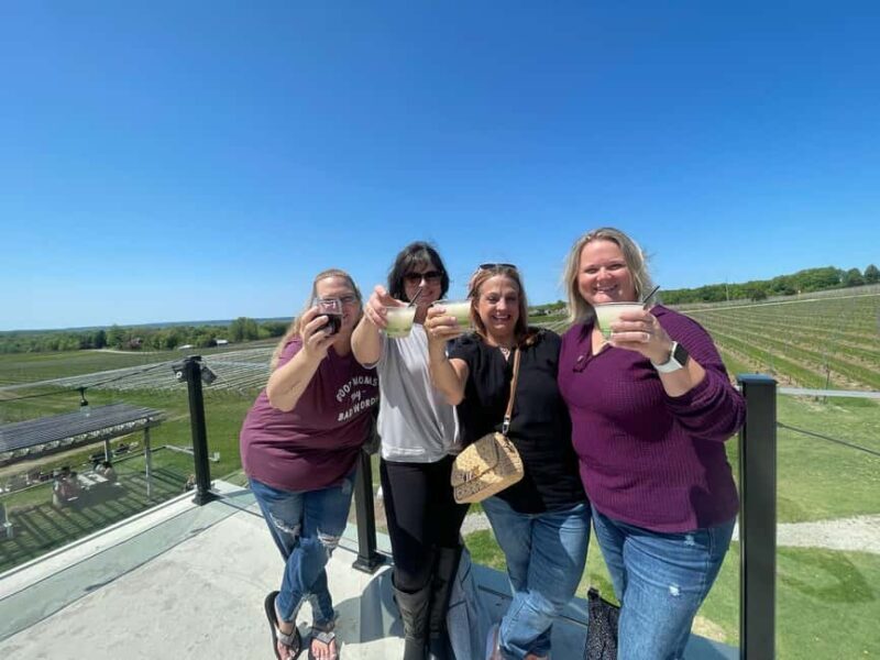 NON BUS BRYS Estates FROSE' Traverse Old Mission Wine Tour - The Value of the Experience