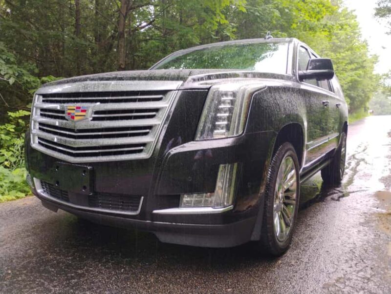 NON BUS Proposal Wine Tour : Cadillac Escalade - Who Should Book This Tour?
