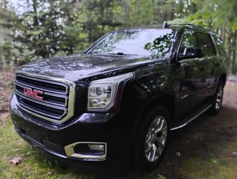 NON BUS Proposal Wine Tour GMC Yukon - An In-Depth Look at the Traverse City Private Wine Tour