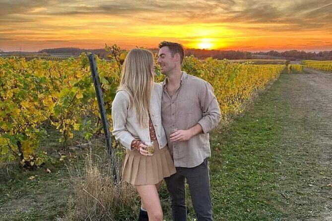 NON BUS Traverse City Fine Red Wine Tasting Tour - Key Points