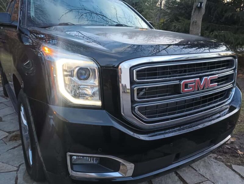 NON BUS Traverse City Leelanau Peninsula Sunset Wine Tour - A Closer Look at the Experience