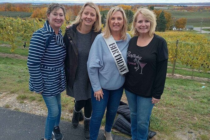 NON BUS VIP Cherry Red Tahoe RST Traverse City Wine Tour - Transportation and Group Size