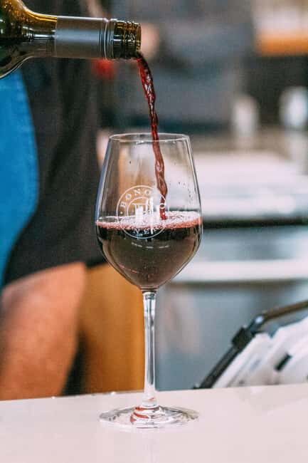 NON BUS VIP Red Wine Lovers Old Mission Traverse Wine Tour - Who Would Love This Tour?