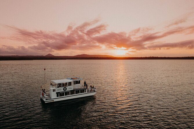 Noosa Queen Sunset Cruise River - Key Points