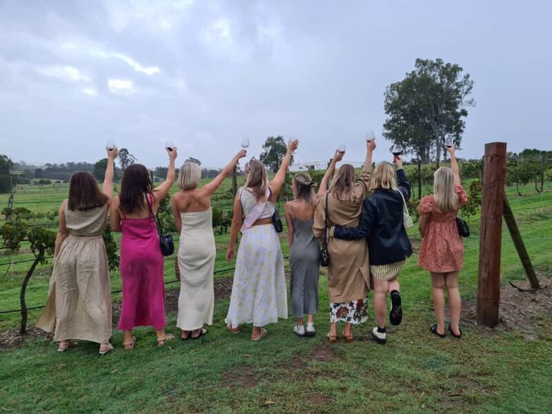 Noosa: Winery, Gin Distillery and Brewery Tour with Lunch - Key Points