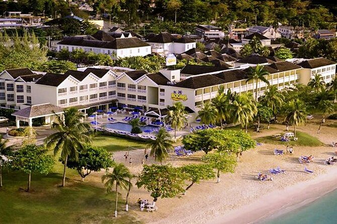 Norman Manley International Airport Kingston to Ocho Rios Hotels - Opening Hours and Luggage