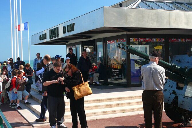 Normandy D day beaches day tour from Paris hotel- Private tour - An In-Depth Look at the Normandy D-Day Beaches Private Tour